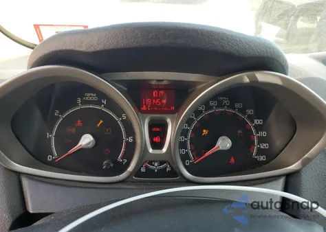 2013 Ford Fiesta Se z USA, uszkodzony, nr VIN 3FADP4EJ2DM202918